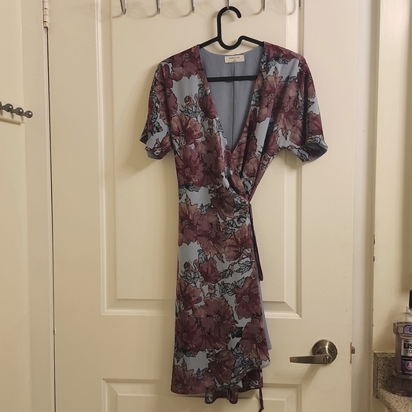 Babaton Wallace floral wrapped dress - Picture 4 of 5